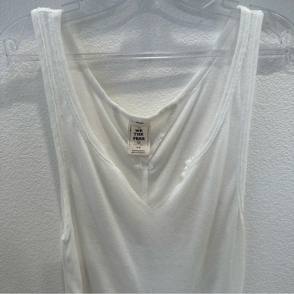 Free people tank size M - Picture 2 of 6